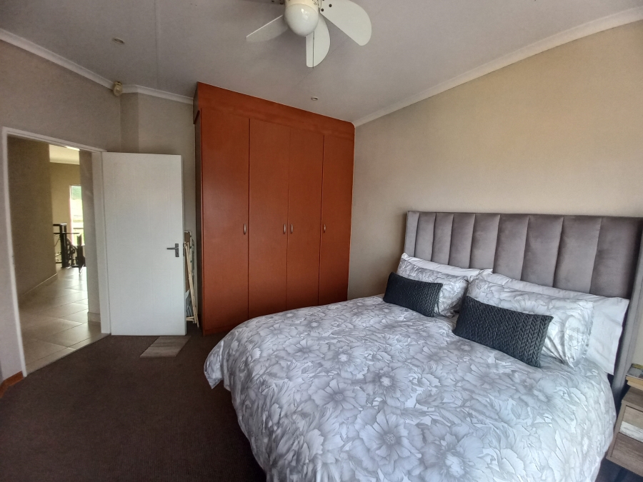 5 Bedroom Property for Sale in Cashan North West